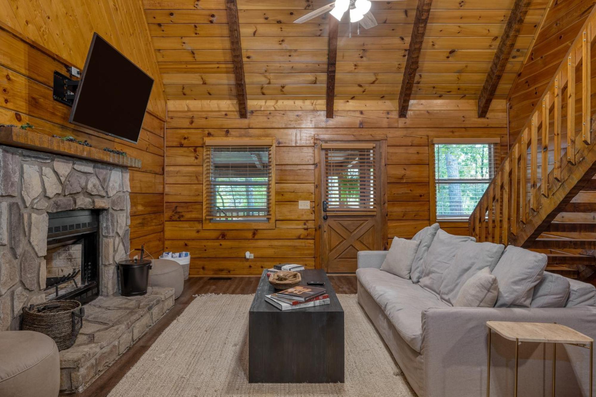 Dudley I By Avantstay Cosy Cabin W Hot Tub Incredible Views Pigeon Forge Exterior photo
